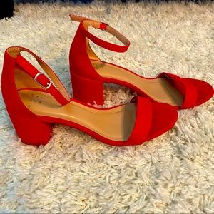 Open-Toe Trendy Block Heel Sandal - Red